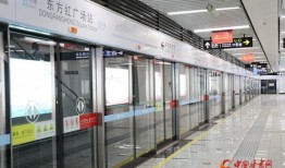 地铁体验最新爆料图片,揭秘最新爆料图片中的地铁革新亮点